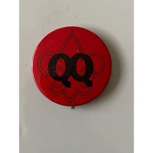 Vintage Boy Scout ''QQ'' Scouts Red Pinback Button Badge